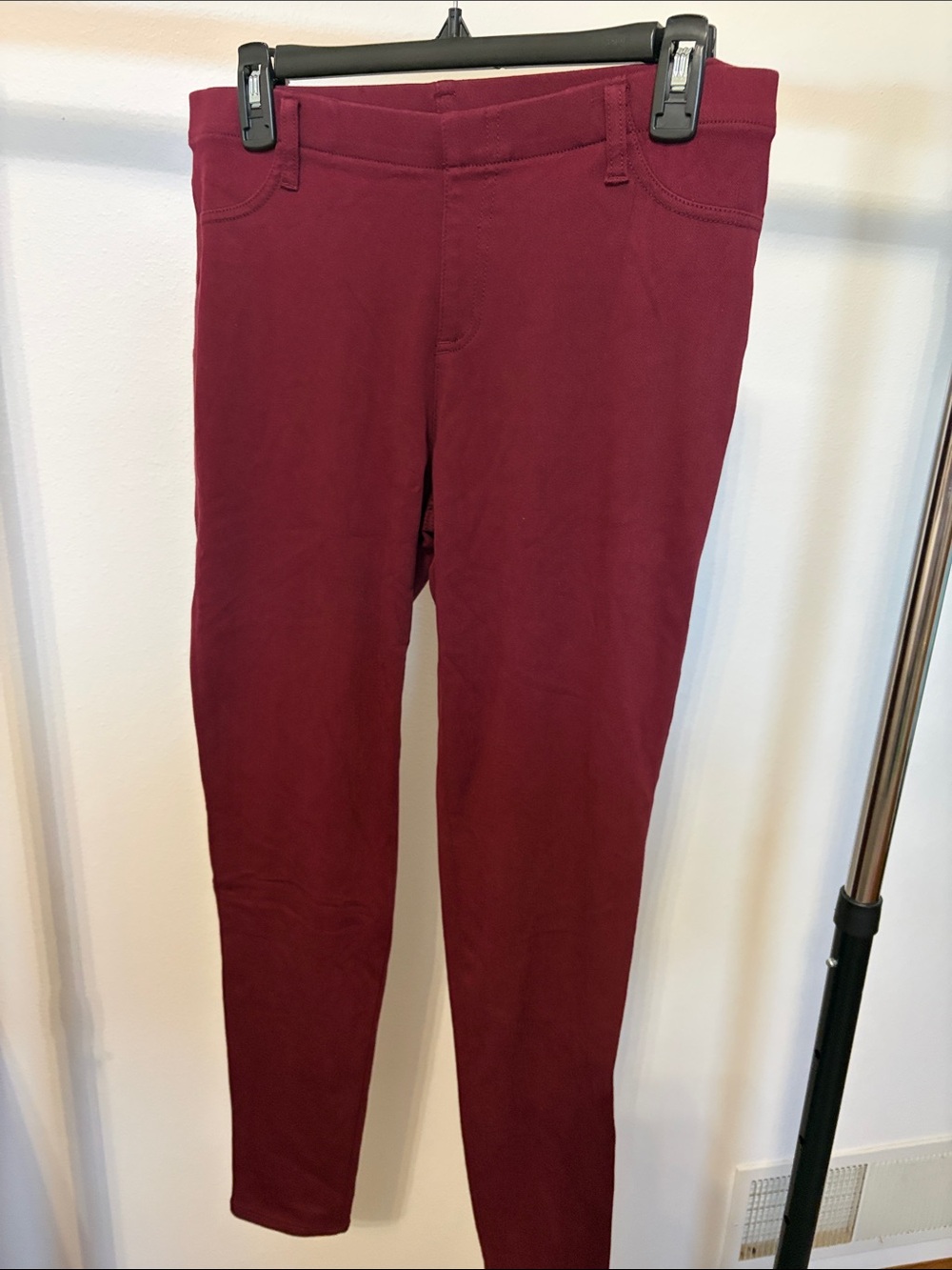Faded Glory Jeggings
MORE COLORS LISTED
bundle for discounted offer 
L 12 - 14